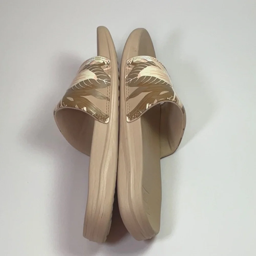 Reef Women’s One Slides in Sand Hibiscus